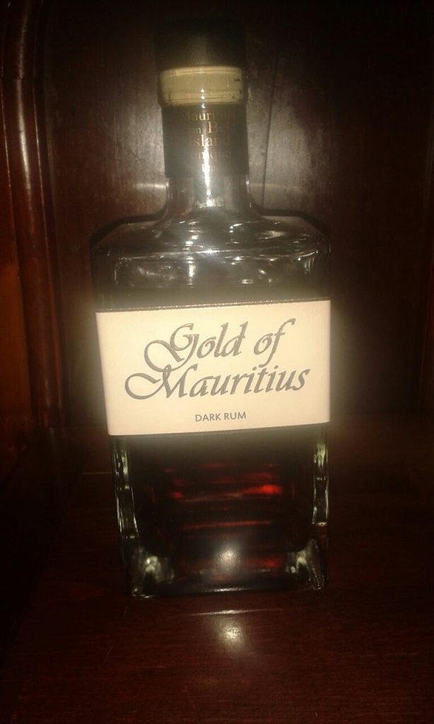 LANGE Rum des Monats: Gold of Mauritius. Foto: (c) Das Lange, Wien