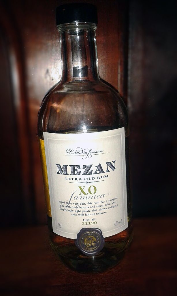 LANGE Rum des Monats: Mezan extra old X.O. aus Jamaica.