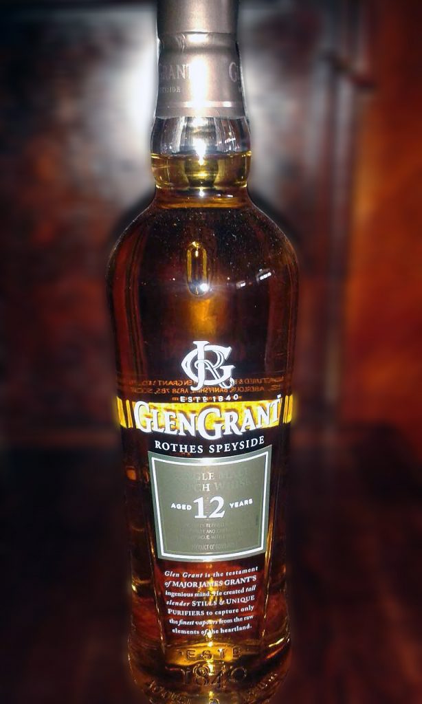 Glen Grant 12 y Single Malt Speyside Whisky, LANGE Pub und Beisl