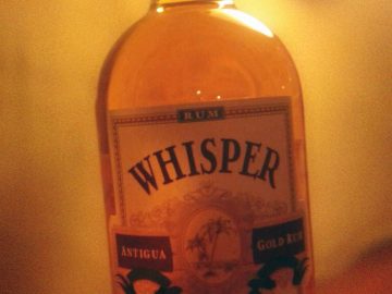 Whisper Gold Rum aus Antigua