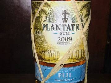 Der Grand Cru unter den Rums: Plantation - hier: Plantation Fiji 2009 - Angebot im LANGE Pub Wien, Juli 2019